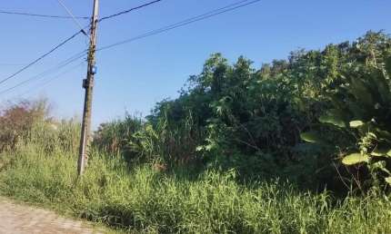 Terreno à venda no Jardim Umuarama, Itanhaém 