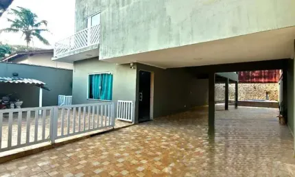 Sobrado para Venda em Itanhaém, Jardim Regina, 3 dormitórios, 3 suítes, 1 banheiro, 6 vagas