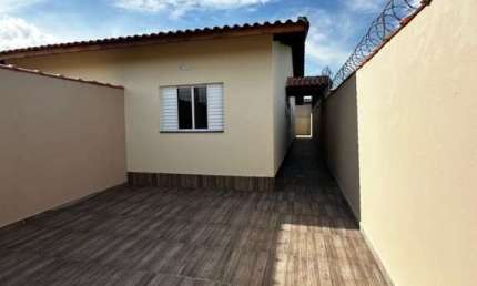 Casa para Venda em Itanhaém, Nova Itanhaém, 2 dormitórios, 1 suíte, 1 banheiro, 2 vagas