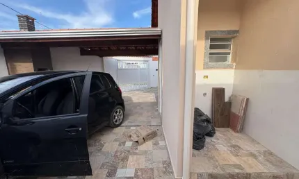 Casa para Venda em Itanhaém, Jardim Grandesp, 2 dormitórios, 1 suíte, 2 banheiros, 2 vagas