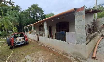 Chácara para Venda em Itariri, Igrejinha, 3 dormitórios, 2 banheiros, 6 vagas