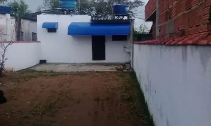Casa para Venda em Itanhaém, Luizamar Mirim, 1 dormitório, 1 banheiro, 2 vagas