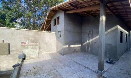 Casa para Venda em Itanhaém, Tupi, 2 dormitórios, 1 suíte, 2 banheiros, 2 vagas