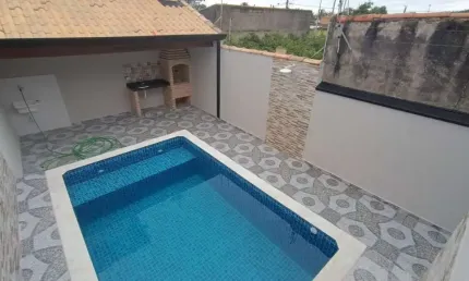 Casa para Venda em Itanhaém, Jardim Grandesp, 2 dormitórios, 1 suíte, 2 banheiros, 2 vagas