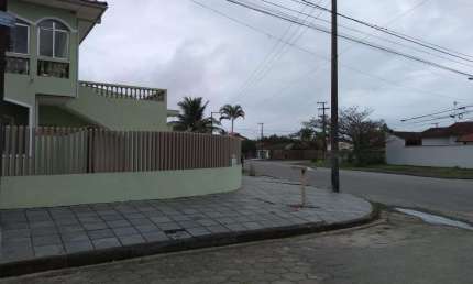 Casa para Venda em Itanhaém, Nova Itanhaém, 6 dormitórios, 2 suítes, 3 banheiros, 10 vagas