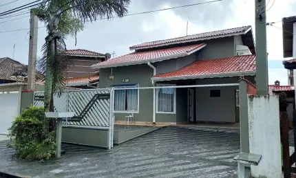 Casa para Venda em Peruíbe, Icaraíba, 4 dormitórios, 2 suítes, 1 banheiro, 2 vagas