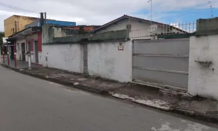 Casa para Venda em Itanhaém, Corumbá, 2 dormitórios, 1 banheiro, 4 vagas