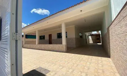 Casa para Venda em Itanhaém, Praia dos Sonhos, 3 dormitórios, 2 suítes, 1 banheiro, 4 vagas