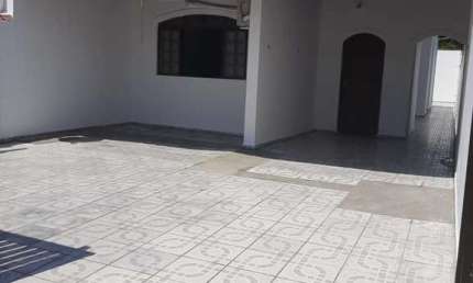 Casa para Venda em Peruíbe, São Luiz, 2 dormitórios, 1 suíte, 1 banheiro, 2 vagas