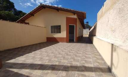 Casa para Venda em Itanhaém, Nossa Senhora Do Sion, 2 dormitórios, 1 suíte, 1 banheiro, 2 vagas
