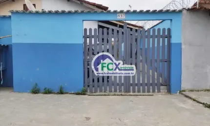 Casa para Venda em Itanhaém, Califórnia, 2 dormitórios, 1 banheiro, 2 vagas