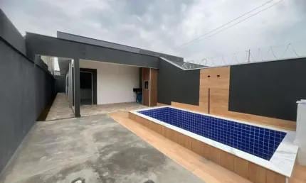 Casa para Venda em Itanhaém, Grandesp, 2 dormitórios, 1 suíte, 1 banheiro, 2 vagas