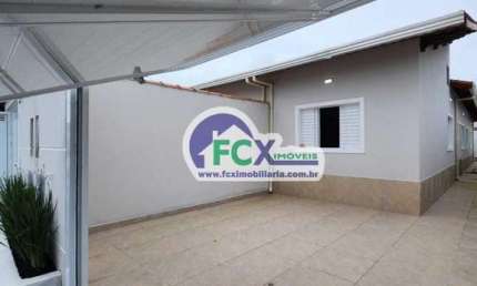 Casa para Venda em Mongaguá, Praia Grande, 3 dormitórios, 1 suíte, 1 banheiro, 2 vagas