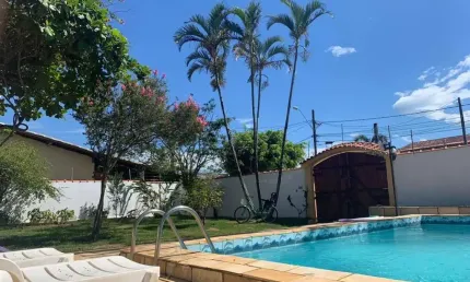 Casa para Venda em Itanhaém, Belas Artes, 4 dormitórios, 2 suítes, 2 banheiros, 4 vagas