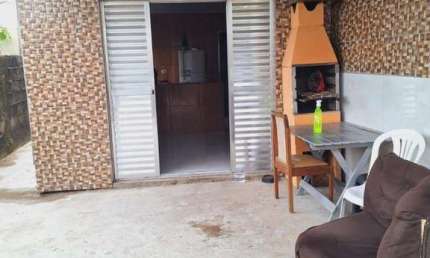 Casa para Venda em Mongaguá, Agenor De Campos, 1 dormitório, 1 banheiro, 2 vagas