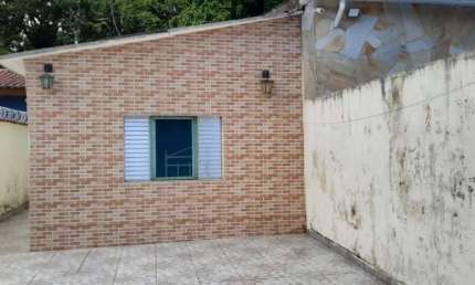 Casa para Venda em Itanhaém, Santa Terezinha, 1 dormitório, 1 banheiro, 3 vagas