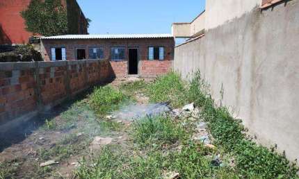 Casa para Venda em Itanhaém, Balneário Gaivotas, 1 dormitório, 1 banheiro, 4 vagas