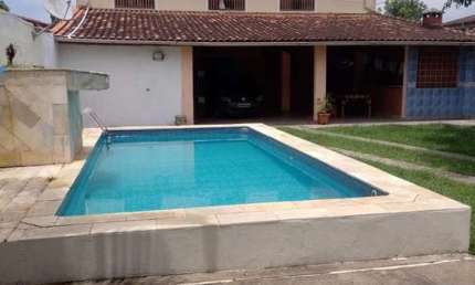 Casa para Venda em Itanhaém, Jardim Suarão, 5 dormitórios, 2 banheiros, 8 vagas