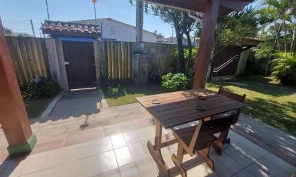 Casa para Venda em Itanhaém, Jardim Suarão, 4 dormitórios, 1 suíte, 2 banheiros, 10 vagas