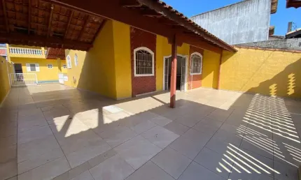 Casa para Venda em Itanhaém, Balneário Gaivotas, 3 dormitórios, 3 suítes, 1 banheiro, 3 vagas