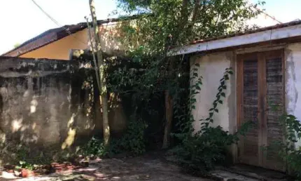 Casa para Venda em Peruíbe, Jardim São Luis, 3 dormitórios, 1 suíte, 1 banheiro, 2 vagas