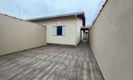 Casa para Venda em Itanhaém, Nossa Senhora Do Sion, 2 dormitórios, 1 suíte, 1 banheiro, 1 vaga