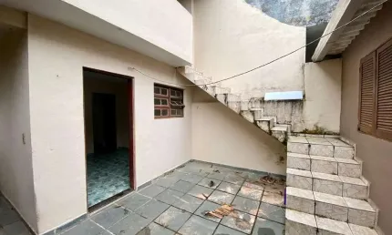 Casa para Venda em Itanhaém, Belas Artes, 2 dormitórios, 2 banheiros, 2 vagas