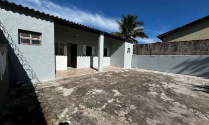 Casa para Venda em Itanhaém, Balneário Tupy, 2 dormitórios, 1 suíte, 1 banheiro, 7 vagas