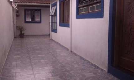 Casa para Venda em Itanhaém, Ivoty, 2 dormitórios, 1 suíte, 1 banheiro, 6 vagas