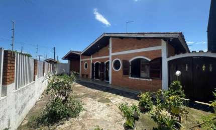 Casa para Venda em Itanhaém, Palmeiras, 4 dormitórios, 4 suítes, 1 banheiro, 5 vagas