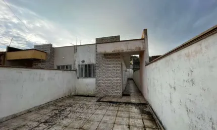Casa para venda em itanhaém, nossa senhora do sion, 2 dormitórios, 1 suíte, 1 banheiro, 2 vagas