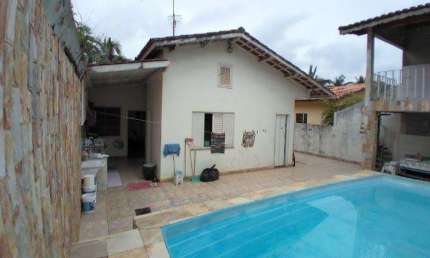 Casa para Venda em Itanhaém, Centro, 4 dormitórios, 2 suítes, 1 banheiro, 4 vagas