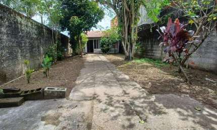 Casa para Venda em Itanhaém, Jardim Tanise, 1 dormitório, 1 banheiro, 4 vagas