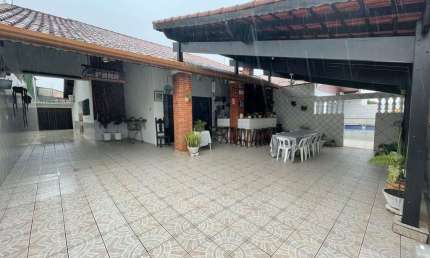 Casa para Venda em Itanhaém, Jardim Suarão, 2 dormitórios, 1 suíte, 1 banheiro, 2 vagas