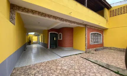 Casa para Venda em Itanhaém, Corumbá, 4 dormitórios, 4 suítes, 2 banheiros, 2 vagas