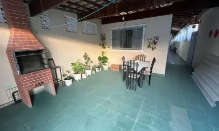 Casa para Venda em Itanhaém, Jardim Suarão, 2 dormitórios, 1 suíte, 1 banheiro, 1 vaga