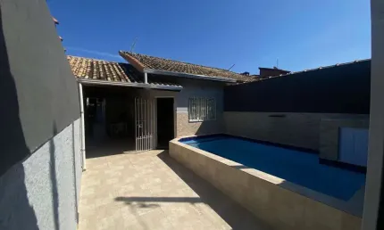 Casa para Venda em Itanhaém, Cibratel 1, 2 dormitórios, 1 suíte, 1 banheiro, 2 vagas