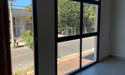 Casa para Locação em Atibaia, Condomínio Buona Vita, 3 dormitórios, 1 suíte, 3 banheiros, 2 vagas
