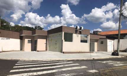 Sala Comercial para Locação em Atibaia, Atibaia Jardim, 1 banheiro, 2 vagas