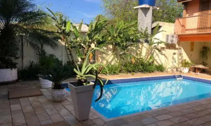 Casa para Venda em Atibaia, Jardim Brogotá, 3 dormitórios, 2 suítes, 4 banheiros, 3 vagas