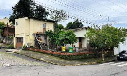Casa com 3 quartos à venda na SANTO ANTONIO, 683, Centro, Montenegro, 98 m2 por R$ 270.000
