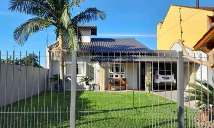 Casa com 3 quartos à venda na ADALBERTO MOOJEN, 104, São Paulo, Montenegro, 198 m2 por R$ 695.000