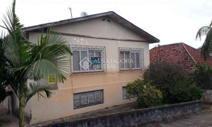 Casa com 4 quartos à venda na MONTEIRO LOBATO, 58, Rui Barbosa, Montenegro, 260 m2 por R$ 400.000