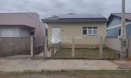Casa com 2 quartos à venda na BRUNO RODOLPHO KAUER, 110, Senai, Montenegro, 105 m2 por R$ 422.000