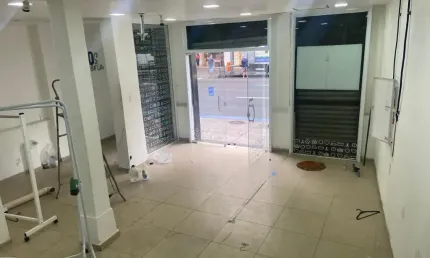 Ponto comercial com 1 sala para alugar na Avenida Nossa Senhora de Copacabana, 403, Copacabana, Rio de Janeiro
