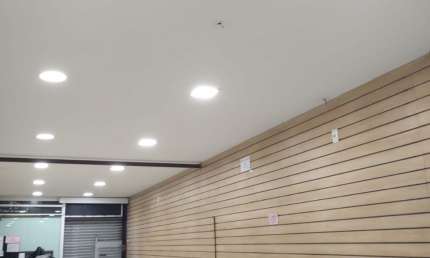 Prédio com 3 salas para alugar na Avenida Marechal Floriano, 89, Centro, Rio de Janeiro