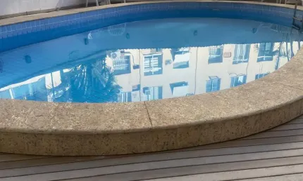 Maravilhosa cobertura duplex com direito  terrç podendo construir.