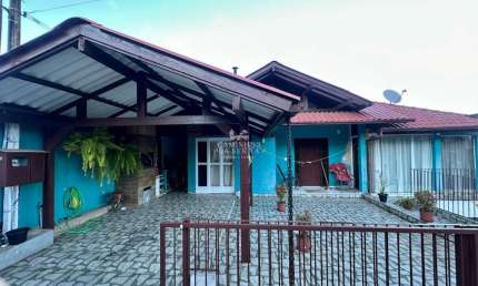 CASA DE 3 DORMITÓRIOS À VENDA, Piá, Nova Petropolis - RS