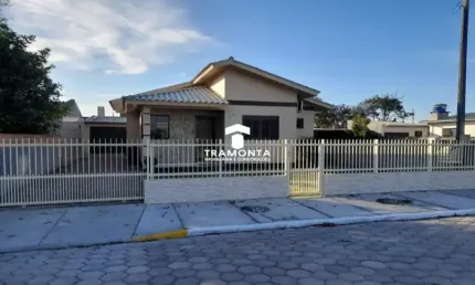 Casa de laje a 700m do mar – viva em arroio do silva com conforto e qualidade!