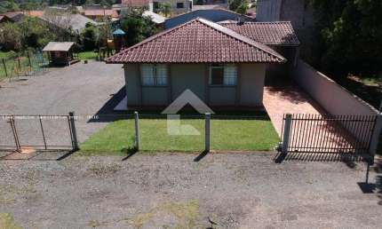 Casa para Venda em Campo Magro, Centro, 2 dormitórios, 2 banheiros, 4 vagas